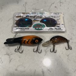 Vintage Bomber #412 Wood Fishing Lure, Orange/Black w/ small lure & glasses!!