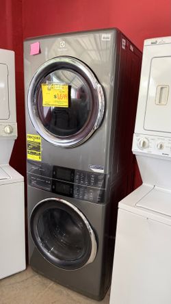 WASHER AND DRYER STACKABLE GAS