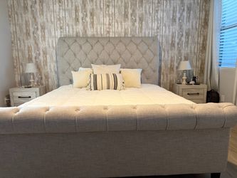 KING BED – Crown Mark Kate Upholstered Bed