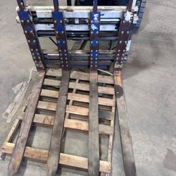 Class 3 Forklift Double Pallet Attachment
