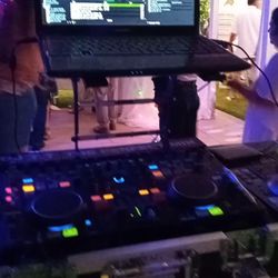 DJ. Sonido Luces
