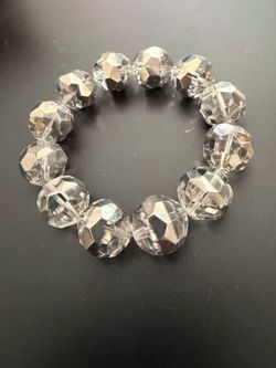 Sparkling Faceted Clear Crystal Bead Stretch Bracelet – Elegant & Versatile