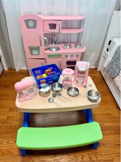 Pink Retro Play Kitchen