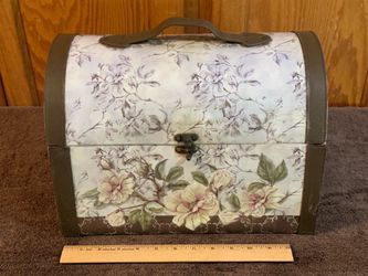 Shabby Chic Floral Keepsake Memory Box / Sewing Basket / Storage Box