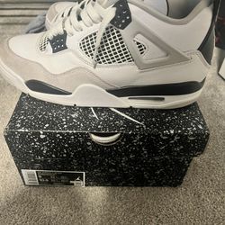 Jordan 4 Retro 10.5