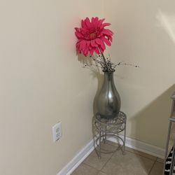 Vase And Stand With Flower 