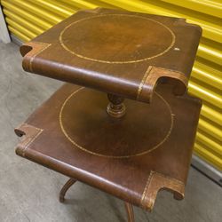 20th Century Antique Sheraton