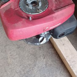 Honda 160CC Lawn Mower Engine. Runs Good