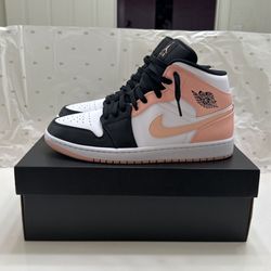 Air Jordan 1 Mid