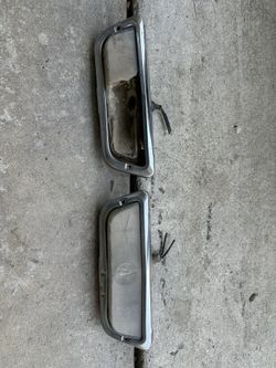 60 Chevyimpala Parking Lights Housing.