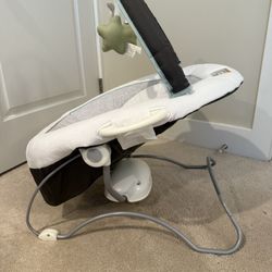 Baby swing bouncer