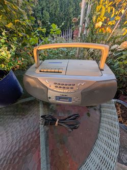 Sony CD/Radio/ Tape doesn't work