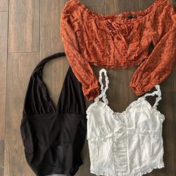 Women’s size small top