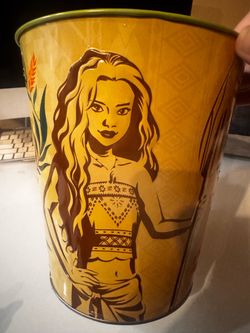 Disney Moana Collectible Exclusive Popcorn Tin!