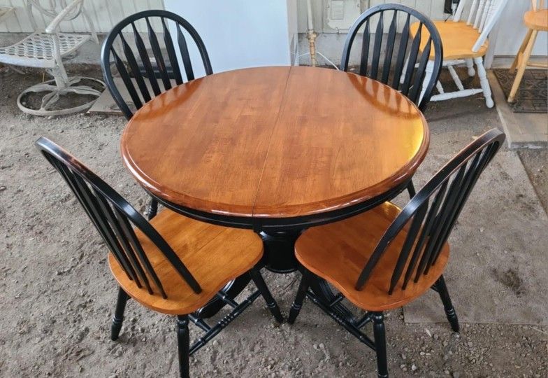Black Dining Table And Chairs/ Set/ Butterfly Leaf/ Pedestal/Rustic/Country/Farmhouse/Rare/ Wood/Oak/Shabby/Unique
