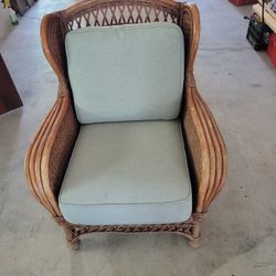 Rattan lounge chair