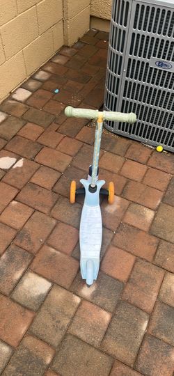 Kids 3-Wheel Kick Scooter