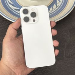 iPhone 16 Pro 128Gb Unlocked