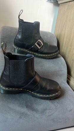 Doc martens (w size 8)