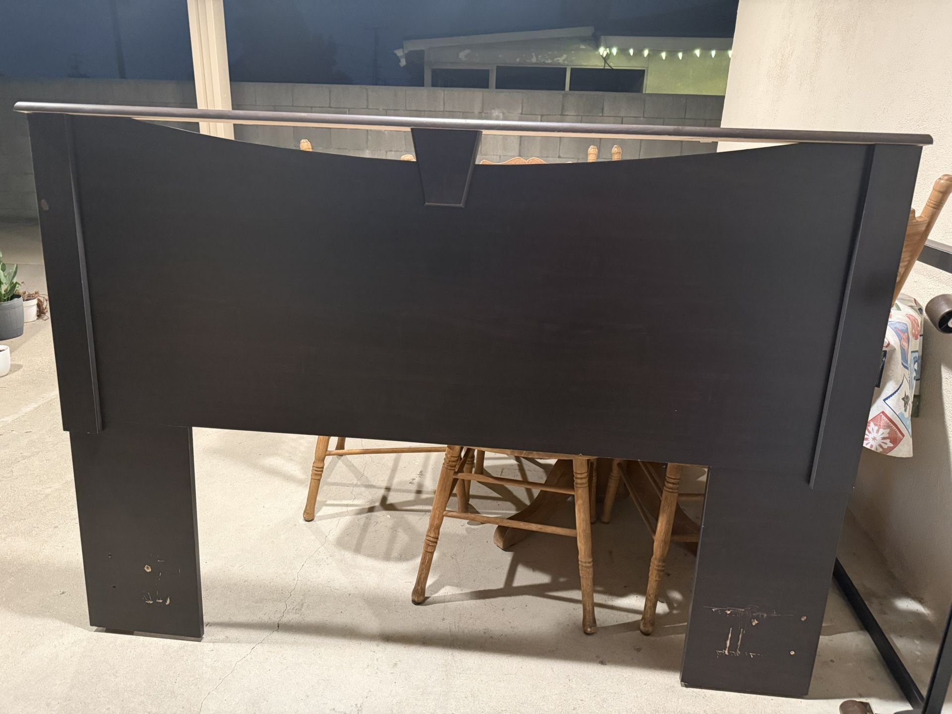 Headboard and full bed frame
