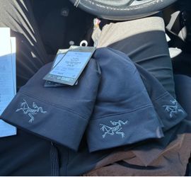 Arcteryx rho touge hat black