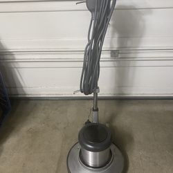 Advance Scrubber Machine 