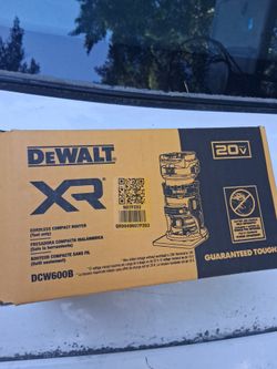 Dewalt 20V MAX XR brushless Router