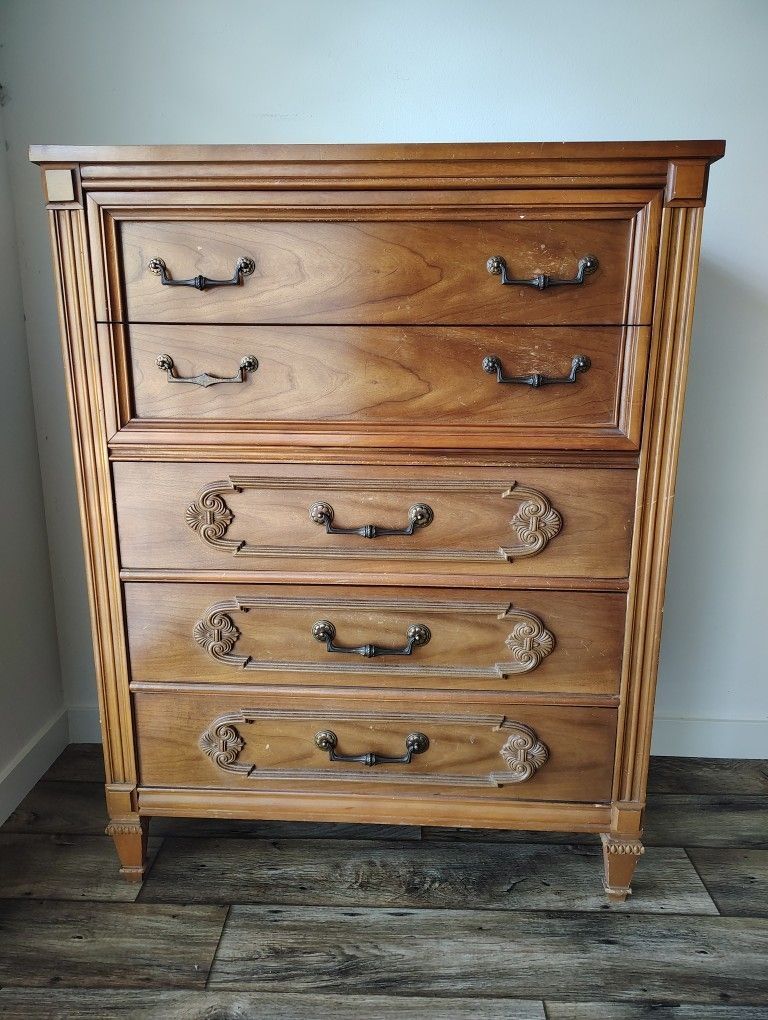 Basset Dresser- Spectacular Piece!