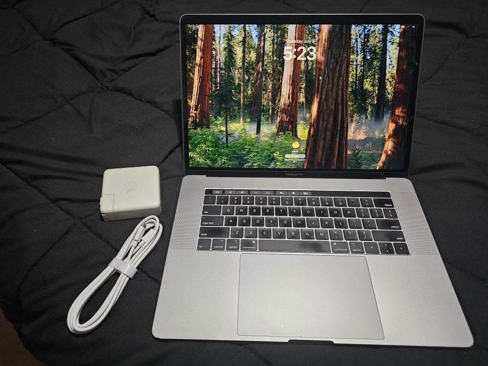 2018 15" Apple Retina MacBook Pro