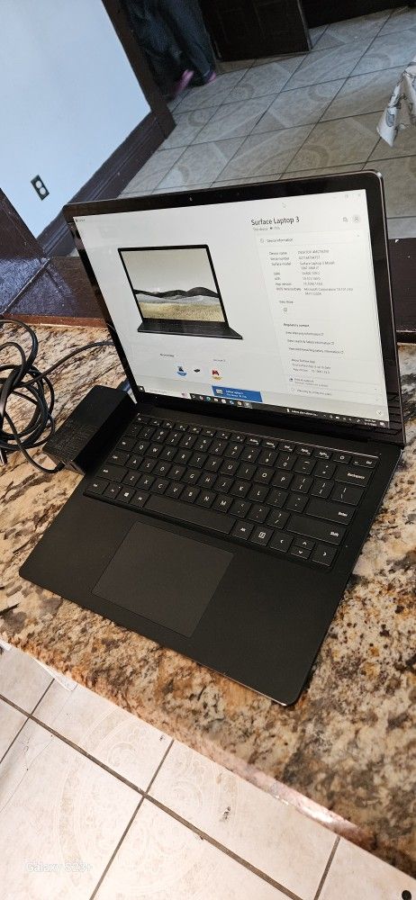 ✅️Laptop Surface 3
✅️