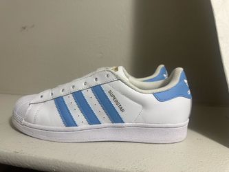 Size 8 ADIDAS -Superstars  wore 1 time like new !!!!!