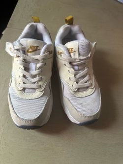 Nike boys