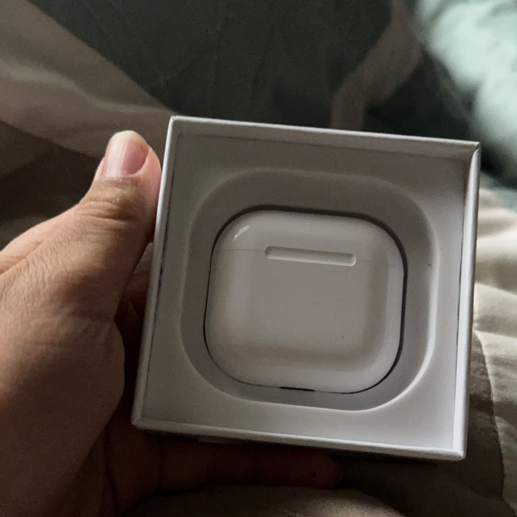 Airpod generation 4