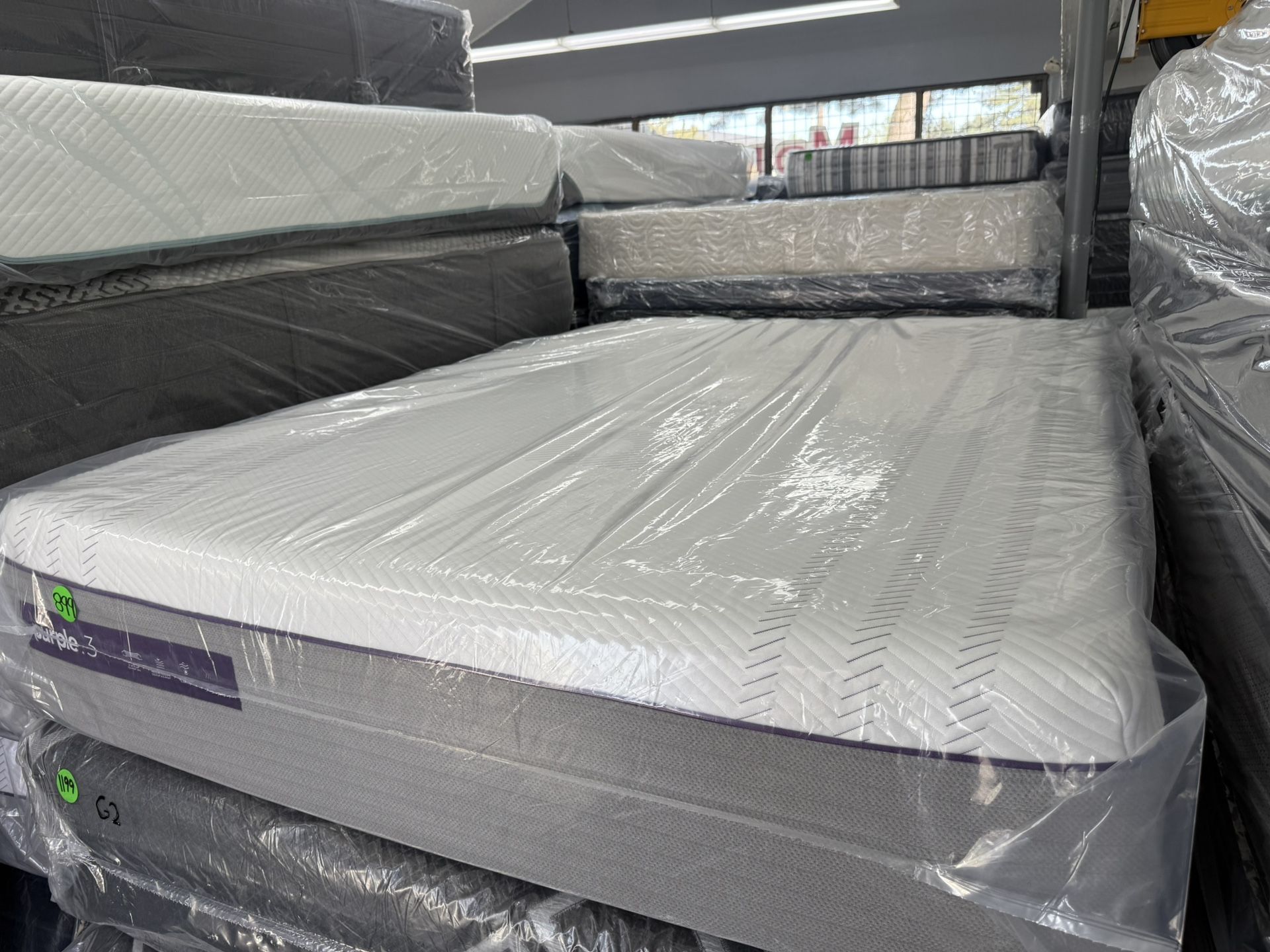 QUEEN SIZE PURPLE .3 MATTRESS & BOX SPRING BED SET