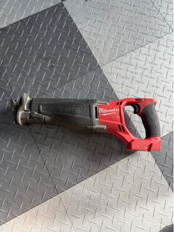Milwaukee sawzall m18