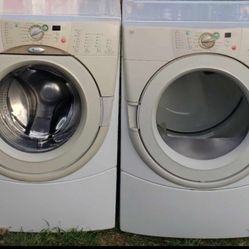 Whirlpool Washer And Gas Dryer 