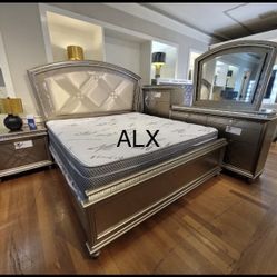 Brand New Queen Bedroom Set 4 Piece in Stock 