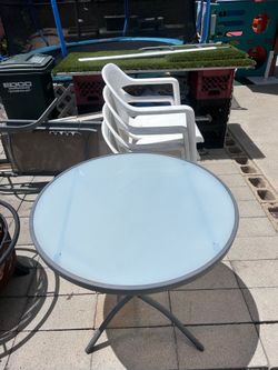 32 in folding patio table