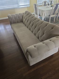 🌷Shabby Chic Couch 🌷