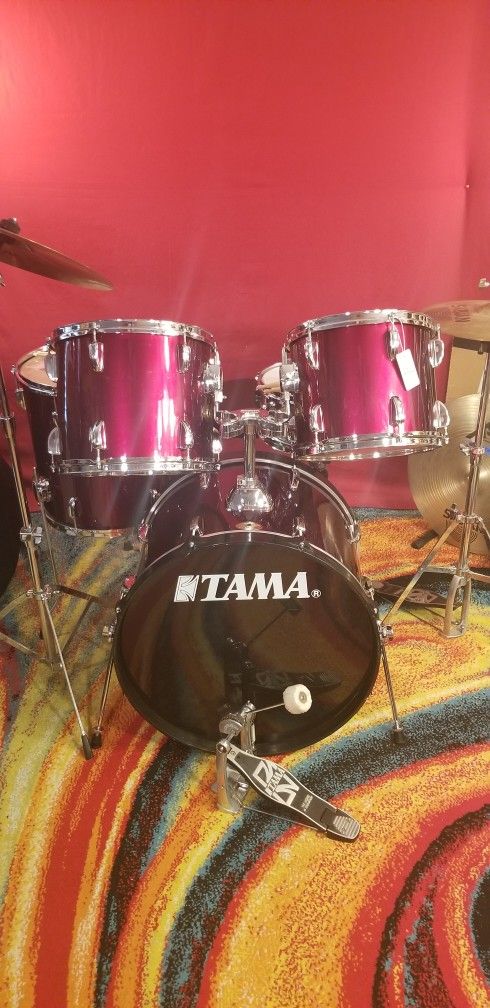 Drum Set Tama 5pc Complete Set