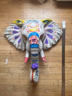 Elephant wall mount