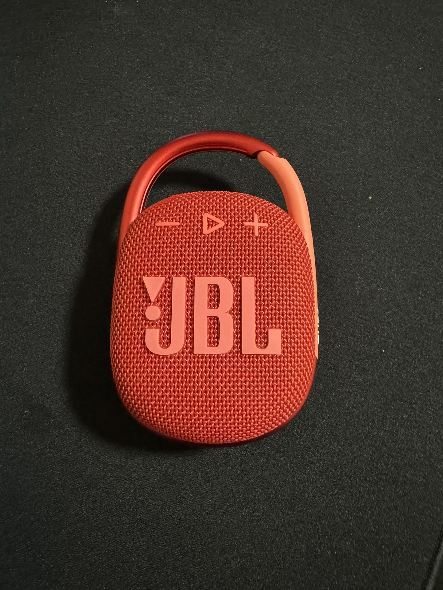 JBL Clip 4