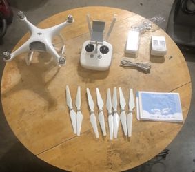 Drone Phantom 4 _ Battery not included