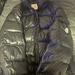 moncler puffer hoodie