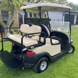Club Car Presedent Golf Cart 48 Volts, Headlights & Taillights, 4 Passenger, Bi-fold Windshield 