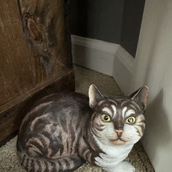 Limited Edition  Porcelaine Cat -Fascination By  Eric Tenney