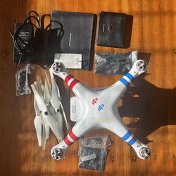 DJI Phantom 2 v1 Quadcopter with Zenmuse H3-3D 3-Axis Gimbal (As-is/For Parts)