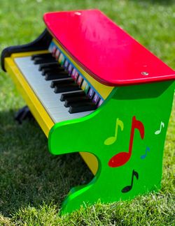 Kids Toy Play Piano - Melissa and Doug