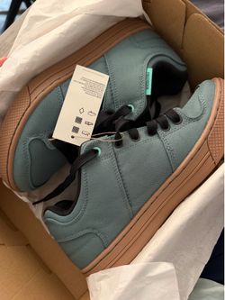 Five Ten Freeriders Pro ( women size 9)