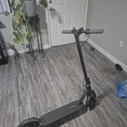 Electric Scooter For Trades And Offers
